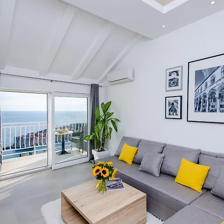 Ploce Apartments-one-bedroom With Terrace And Sea View דירה