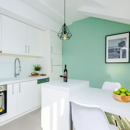 Ploce Apartments-one-bedroom With Terrace And Sea View * 두브로브니크
